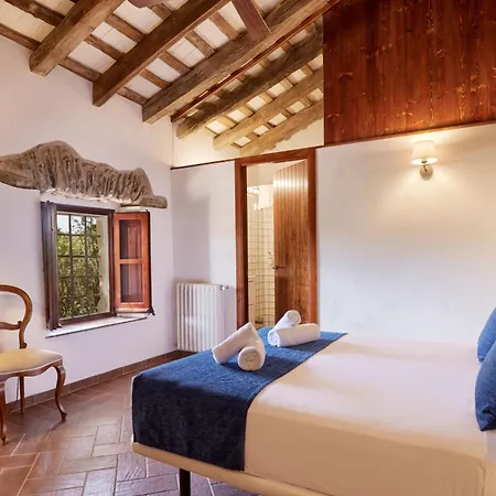 Casa rural Masia Torre Lloreta S.xiii